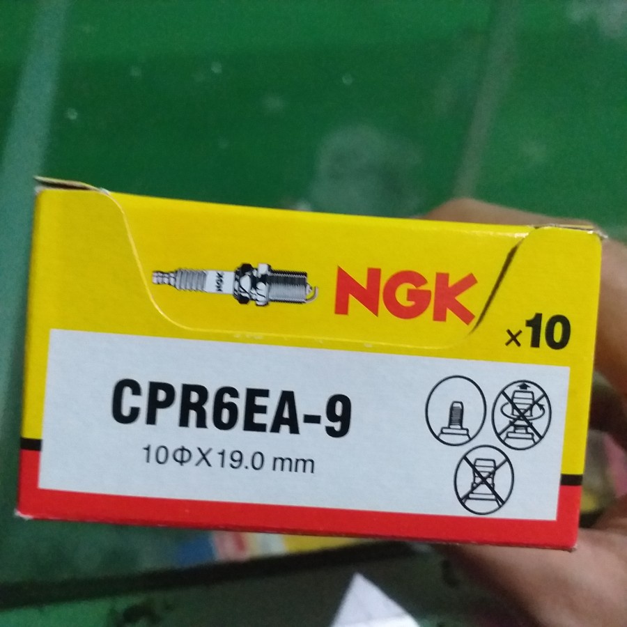 Busi NGK Spark Plug CPR6EA-9 - Busi Motor Yamaha NGK Busi motor Honda / busi beat / busi vario / bus