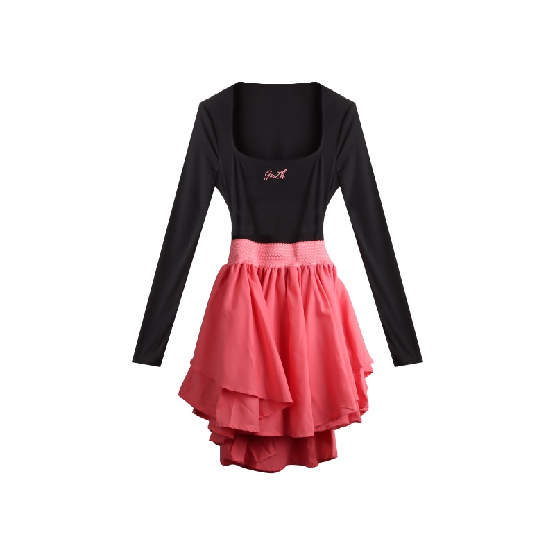 Red Kumikumi Sweet Spice Girl Back Hollow Strap Gaun Wanita Musim Semi Pinggang Slim Puff Rok Rok Pendek