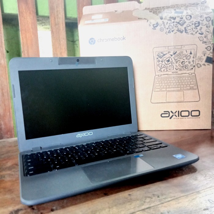 Best Seller Chromebook Axioo Hd (Like New)