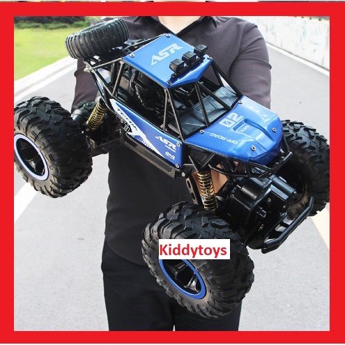 Mobil RC jeep offroad 4WD skala 1:16 rock crawler baterai 2000MAH