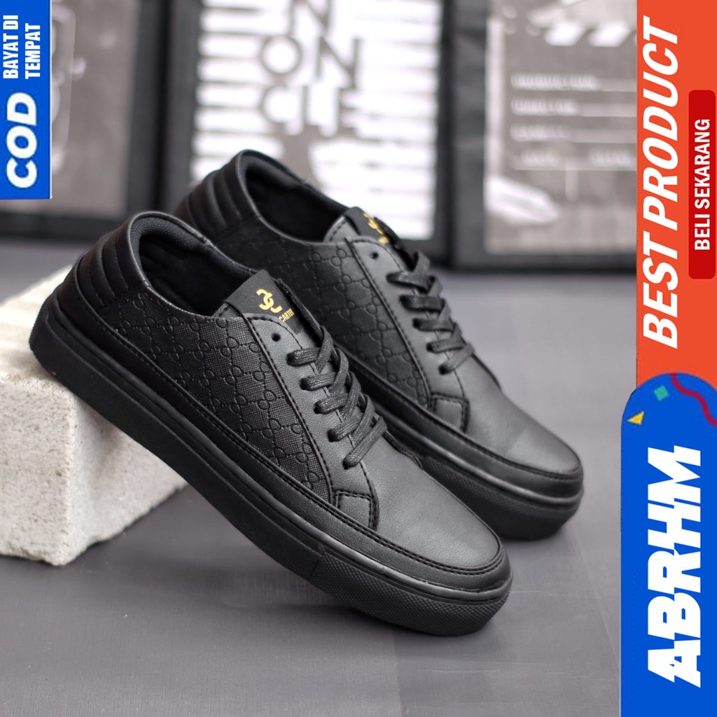 Sepatu Pria Sneakers Hitam Polos Kerja Sekolah Kuliah Abrhm Jhon Low