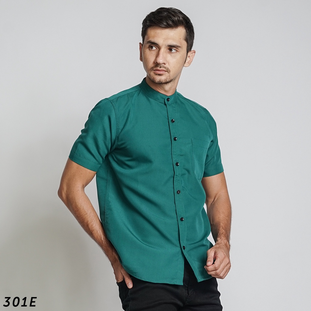 HSRM Kemeja Hijau Polos Kerah Shanghai Pria Lengan Pendek OX Shirt 301 E