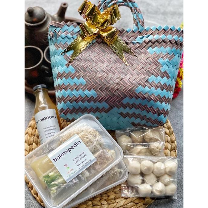 

TAS HAMPERS PS032 TAS ANYAM HAMPERS MIE BAKSO ULANG TAHUN ANNIVERSARY BY BAKMIPEDI EL09I09A82L