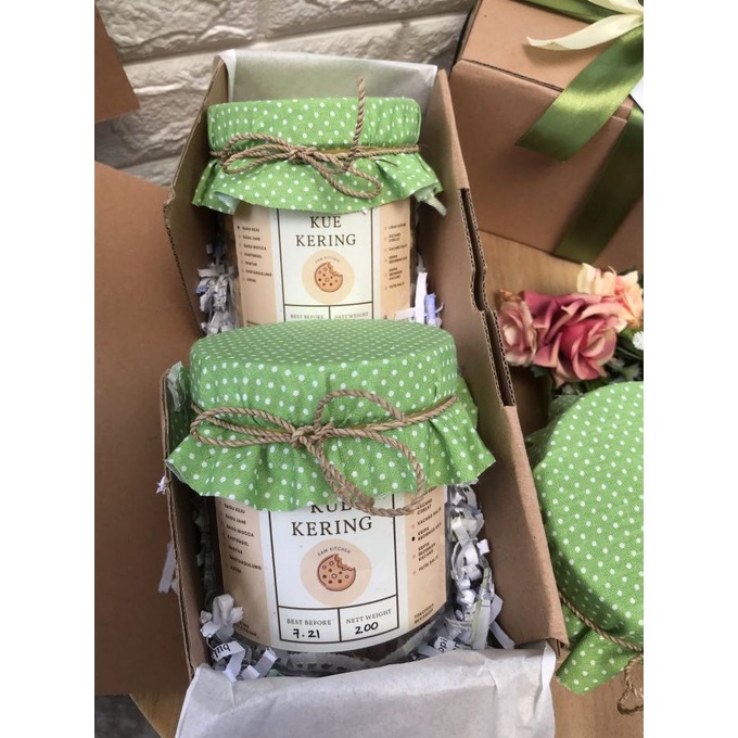 

Parsel Ramadan + Hampers Lebaran + Kue Kering + Paket Eid