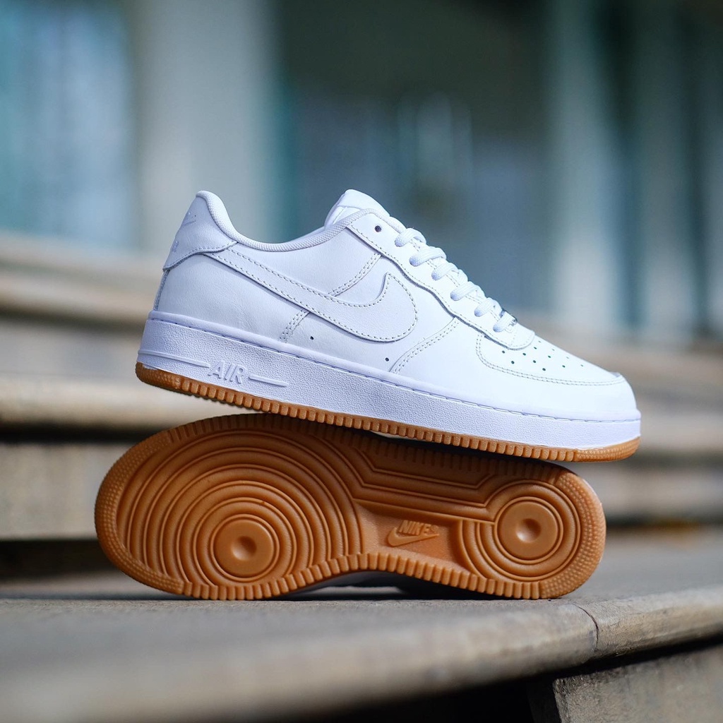 NIKE AIR FORCE 1 LOW WHITE WHITE GUM