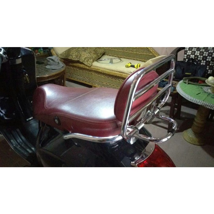 BEHEL BELAKANG+JOK ASESORIS VESPA PRIMAVERA