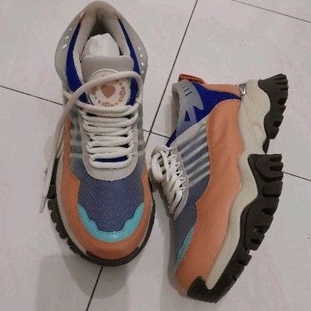 GOSH ORIGINAL SALE 80% Sneakers Kets Sepatu Sandal Wedges