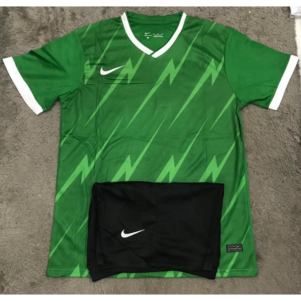 SETELAN BAJU FUTSAL SEPAK BOLA HIJAU LIST PUTIH GRADE ORI IMPORT