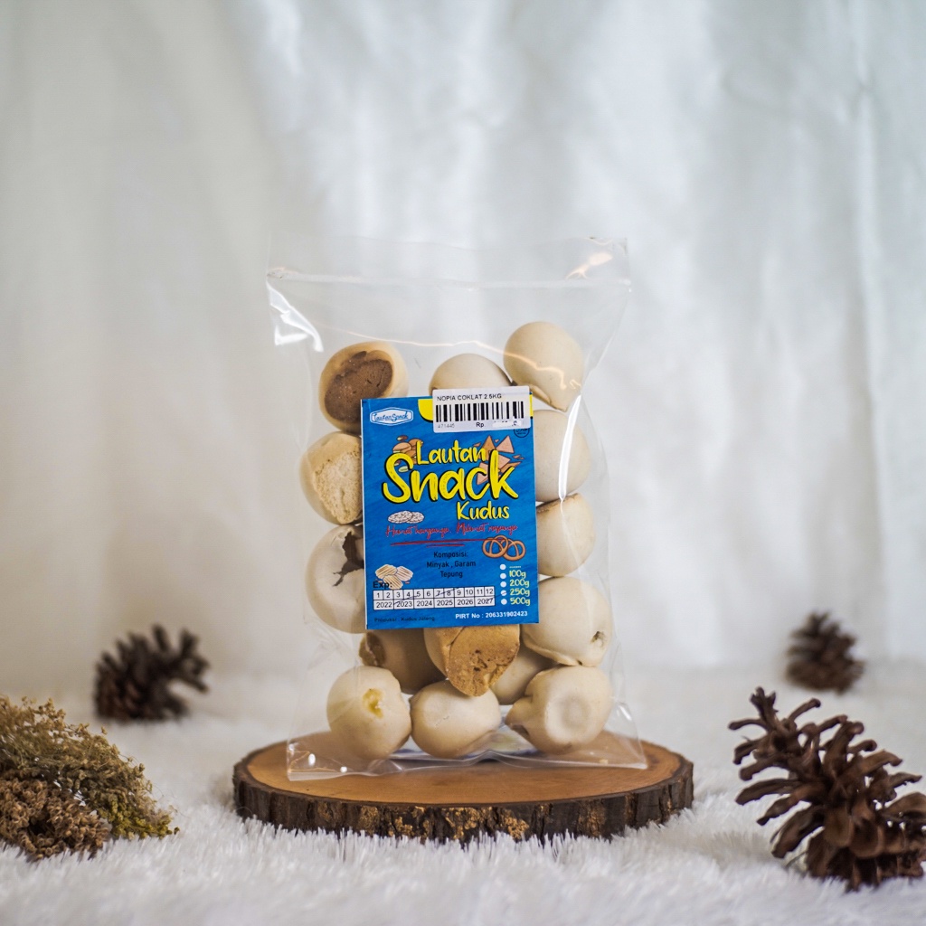 

Cemilan Manis | Lautan Snack I Nopia Coklat 250 gram