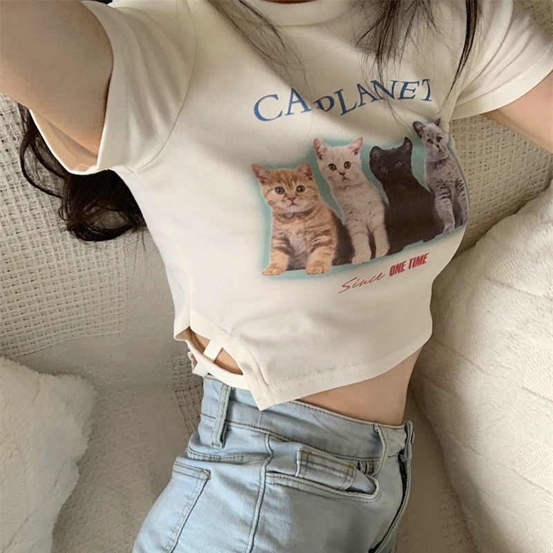 Red Musim Panas Kucing Cetak Slim-Fit Bahu T-shirt Lengan Pendek Wanita Rasa Desain Niche Terkena Pusar BM Angin Pendek Top In Pasang