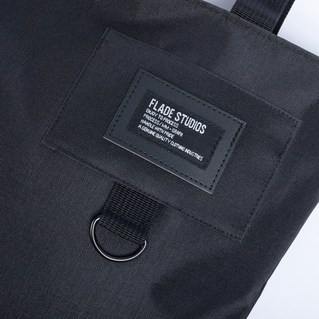 

ID FLADE STUDIOS - TAS TOTEBAG MULTIFUNGSI PRIA WANITA - TOTE BAG SELEMPANG BAHU KULIAH - BLACK