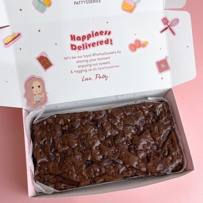 

➹ Fudgy Brownies Double Chocolate (add toppings) 20x10cm BACA DESKRIPSI ➩