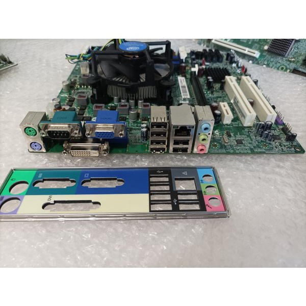 Motherboard Acer Sepaket Prosesor Intel Core I5 650 3.20 Ghz 4 Slot Ram Lengkap Heatsing Fan Terbaru