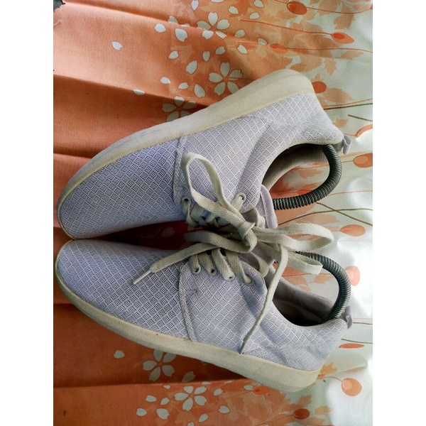 sepatu putih polos/sepatu senam wanita/Sepatu Putih Polos Wanita/sepatu running enteng