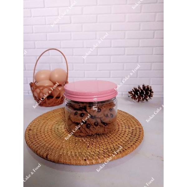 

Cookies in Jar / bite in jar / Choco cookies in jar / Nastar in jar / Kastengel in jar/ Double Choco Chip in jar