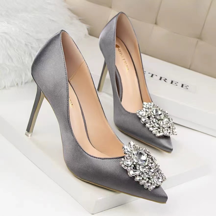 Premium Crystal High Heels Satin Stiletto/ Sepatu Hak Wanita 5477 (34-41)