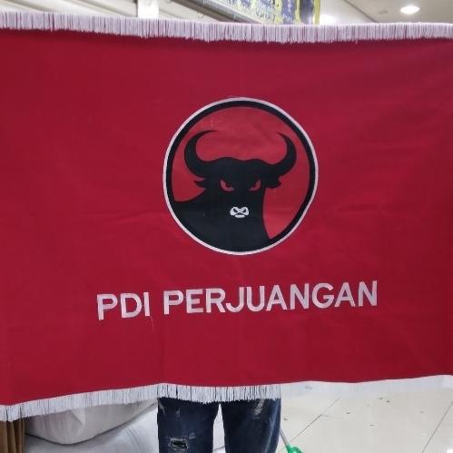 Bendera pataka PDI Perjuangan