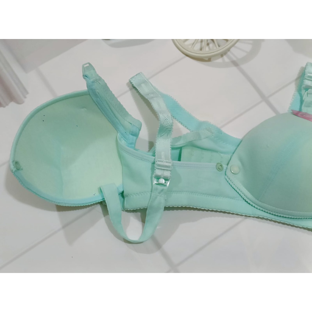 BRA / BH MENYUSUI 8833- SUSU NEW  TIDAK ADA KAWAT BUSA SEDANG SIZE 38-42