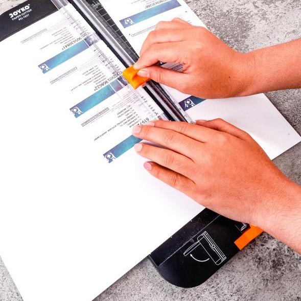 

℮ JOYKO PAPER CUTTER A4 F4 FOLIO / PEMOTONG KERTAS RESI INVOICE ONLINE A4 F4 FOLIO PC-1637 TERLARIS ♠