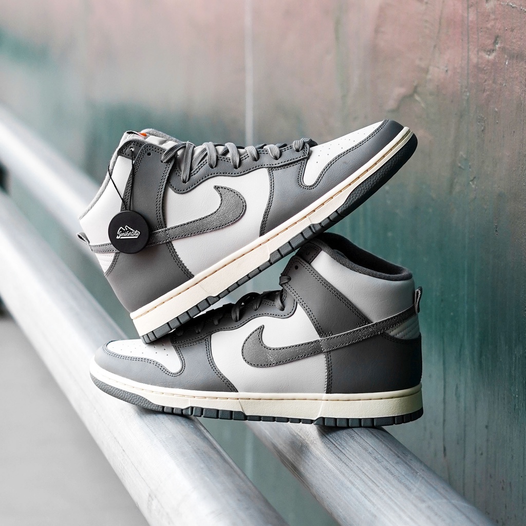 Dunk High Vintage Grey Sail