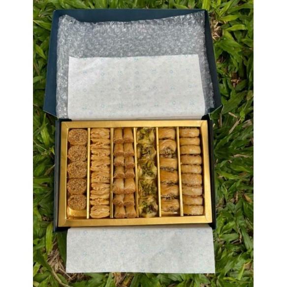 

Beesan Baklava Hampers Bingkisan Lebaran Cemilan Kue Khas Turki Keranjangdilan