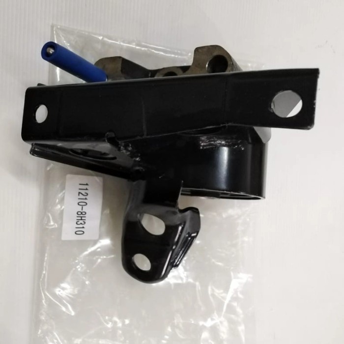engine mounting Nissan x-trail t30 kanan