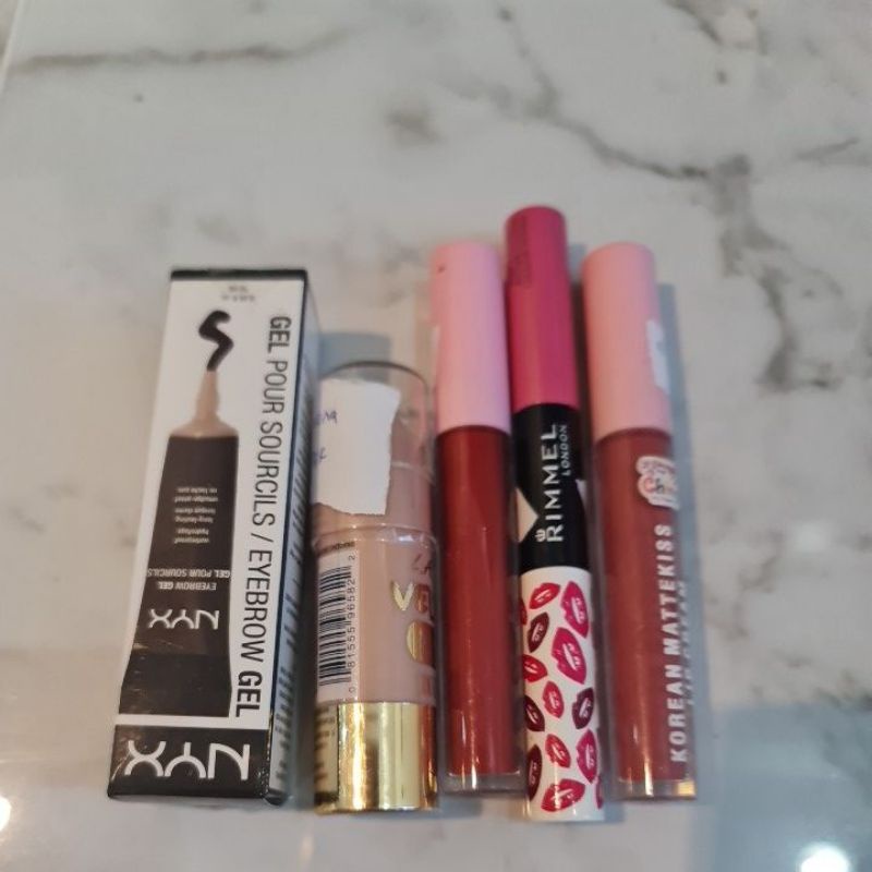 barangnya riana adopt me