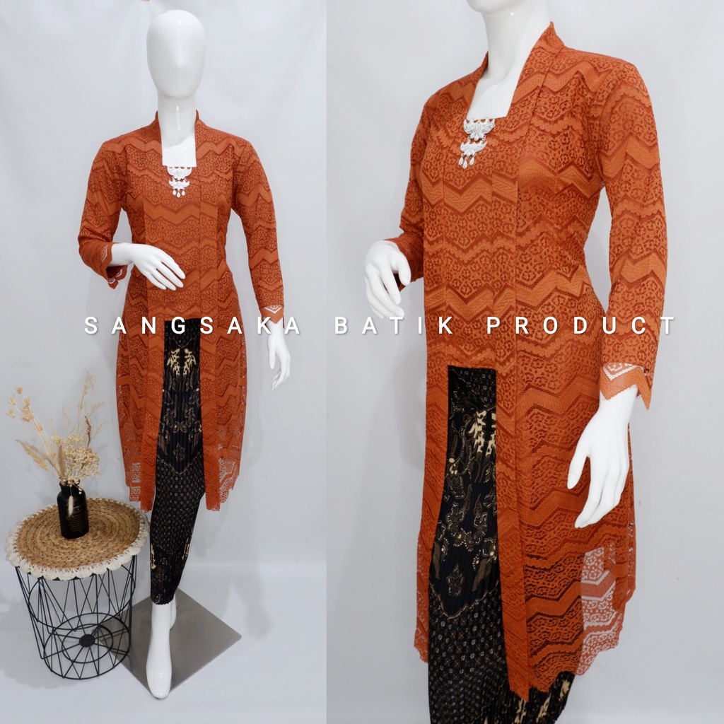 Kebaya Kutu Baru / Kebaya Tunik / Tunik Brokat / Kebaya Modern / Kebaya tile / Kebaya Favorite / Batik Couple