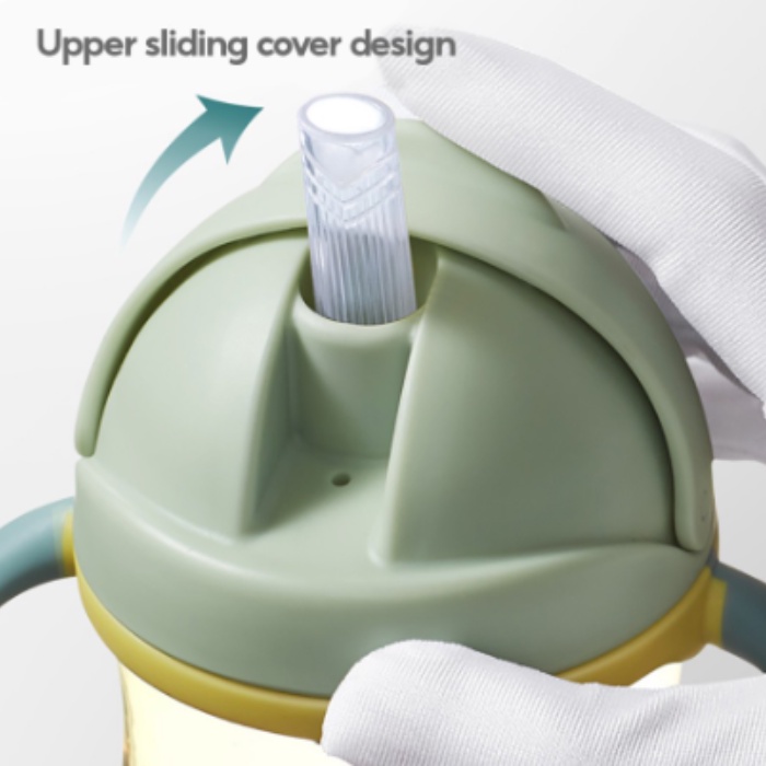 Botol Minum Sedotan Anak Bayi Babycare Training Straw Cup Tritan 240mL