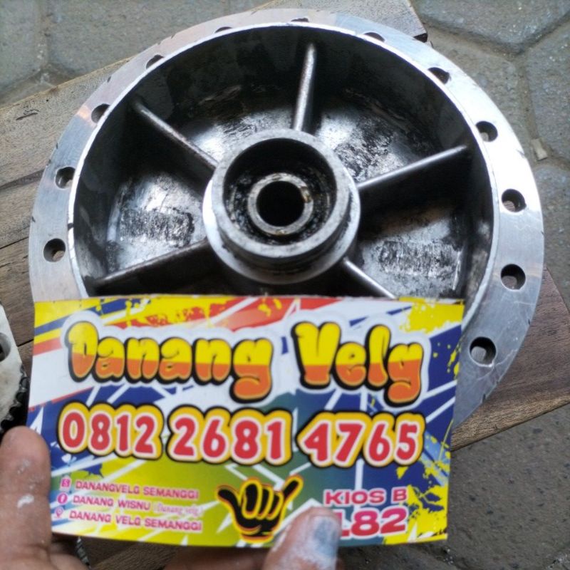 tromol belakang ninja R