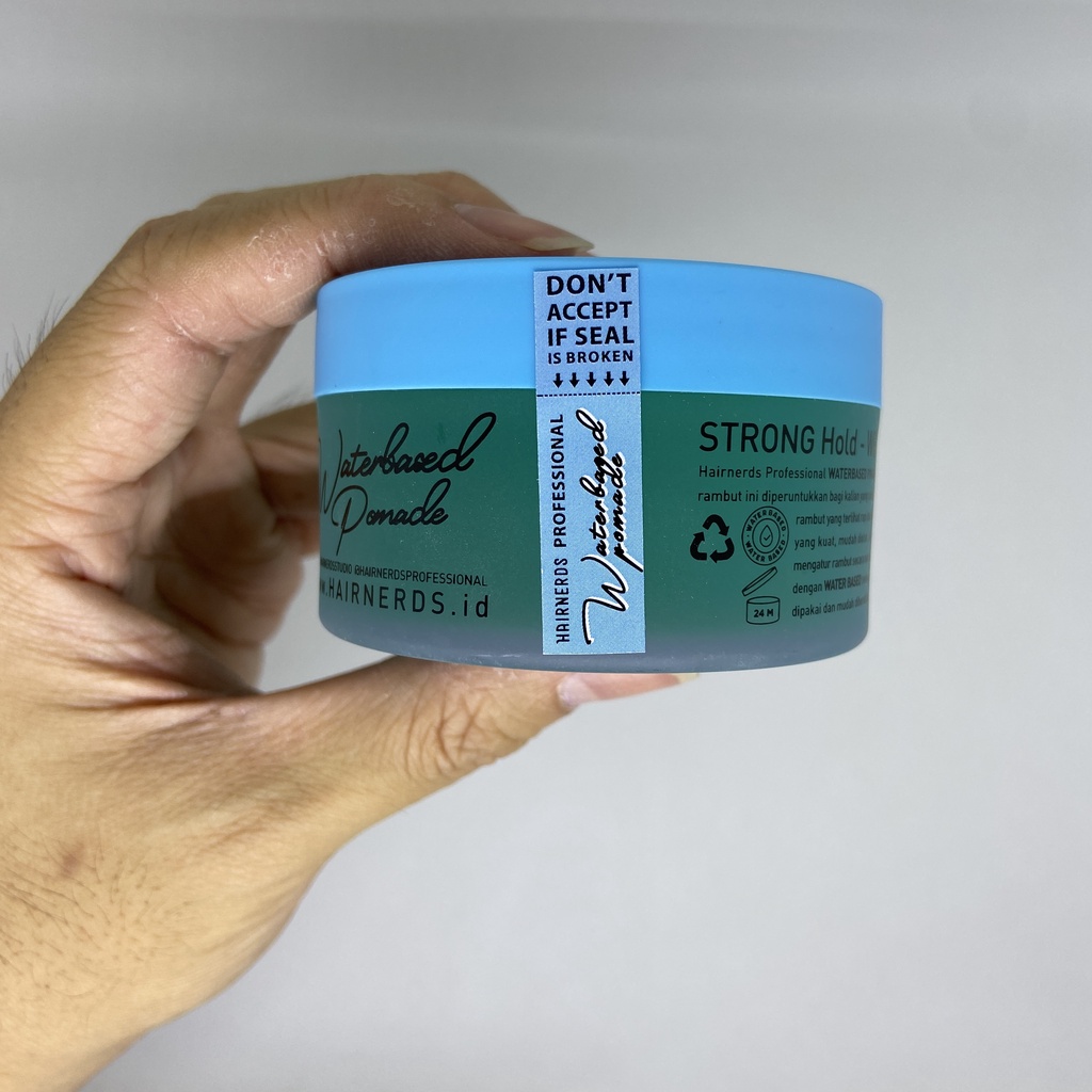 Hairnerds Professional Waterbased Pomade Rambut Pria Strong Hold 80gr BPOM Free Sisir
