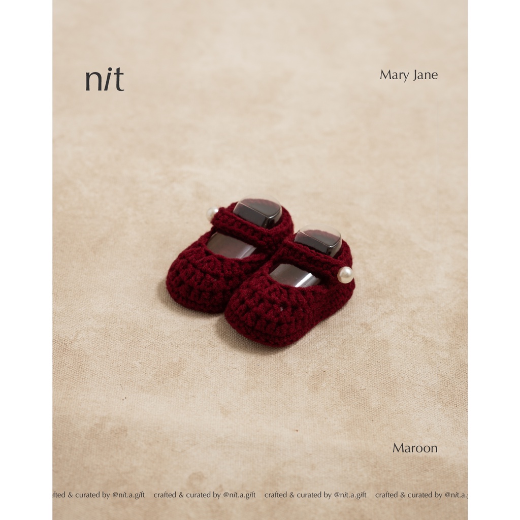 Sepatu Bayi Perempuan  / Baby Shoes / Sepatu Rajut Bayi / Newborn Baby Shoes / Baby Girl Shoes (Maro
