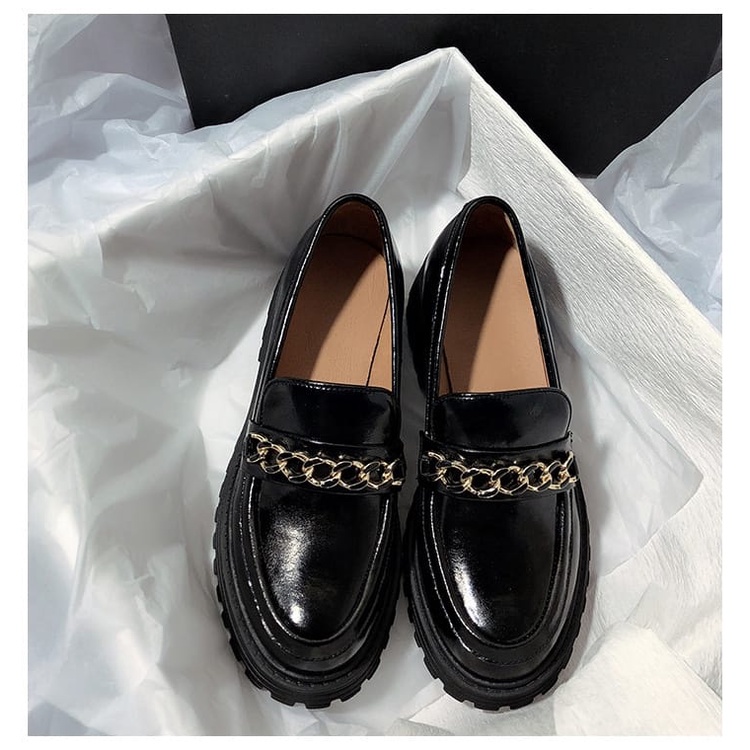 SEPATU LOAFERS DOCMART WANITA '' ZENNA '' KOREA STYLE LOGAM RANTAI PREMIUM 0770