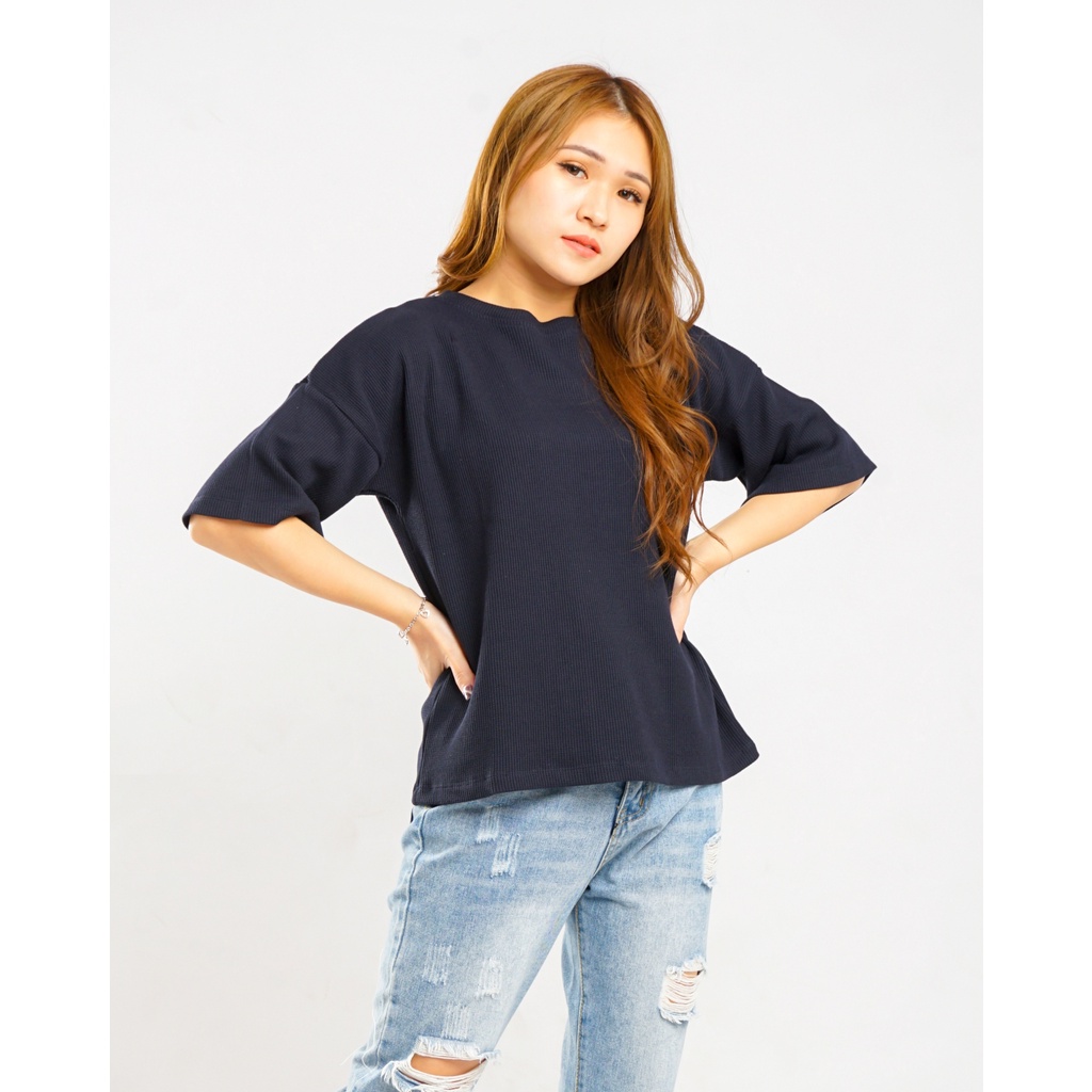 MCB Kaos Ladies Waffle Crop Top Basic Oversize T Shirt Polos Claudie Dongker / Bata | 0503092.02092