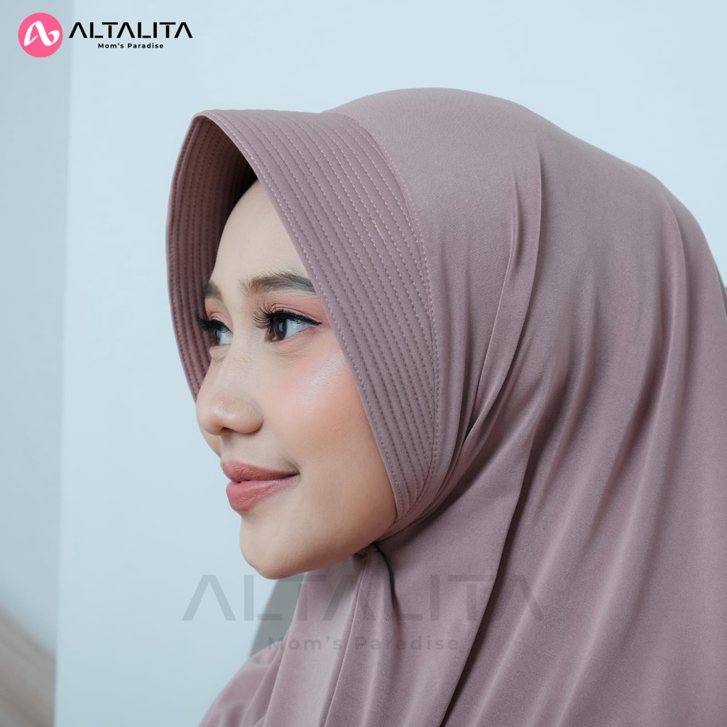 Altalita - Jilbab Instan Bergo Sport Hamidah Menutup Dada Hijab Instan Qaila Penguin Size M Kerudung Bergo Jersey Premium Cocok Untuk Sekolah Olahraga Volly Futsal Senam dan Sehari-Hari