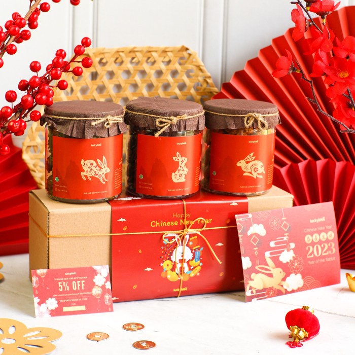 

✨NEW✨ -Hampers Imlek / CNY Hampers - Cookies 3 Jar + FREE Greeting Card- 1.1.23