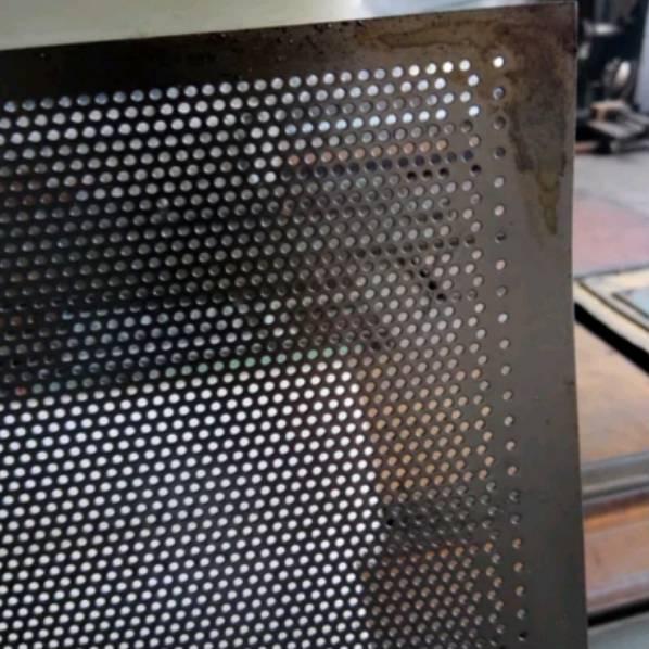 Terbaru 3.3 Plat Lubang Besi Bolong Perforated 2mm, 3mm, 4mm, 5mm, 6mm, 8mm, 10mm, 12mm Ukuran 50cm 