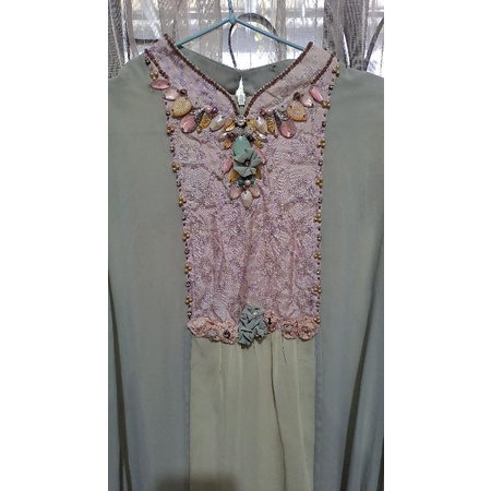 GAMIS LEBARAN MUSLIMAH  FULL PAYET BAGIAN LEHER -PRELOVED