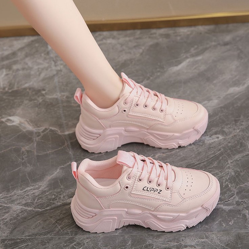 Sepatu Sneakers Wanita Korea Import Sport Shoes Hitam Stelan Korea Ando Putih Fashion Casual Pu Karet Sol Tinggi 5.5 Cm ST030