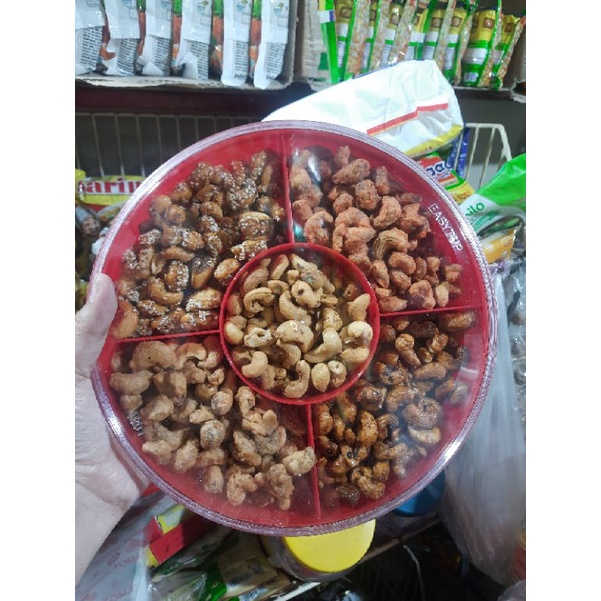 

Kacang Mede Sekat 5 (900gr)