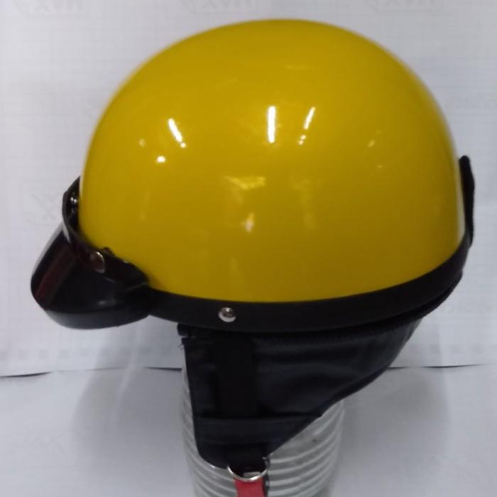 helm chips. helm vespa. helm jadul retro