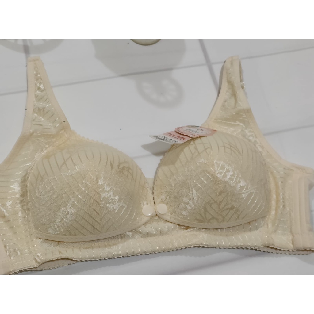 BRA / BH WANITA MENYUSUI TIDAK ADA KAWAT BUSA SEDANG SIZE 36-42