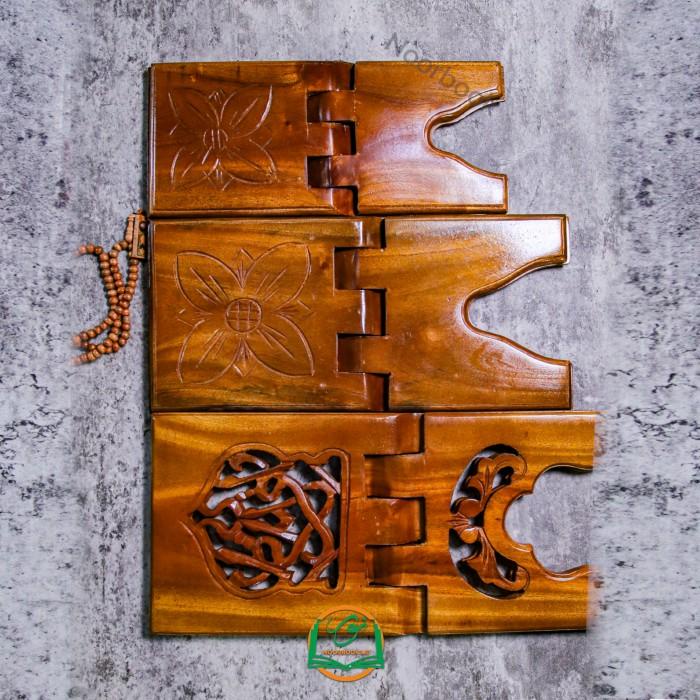 

Rekal Meja Ngaji Alquran Motif Ukiran Kaligrafi