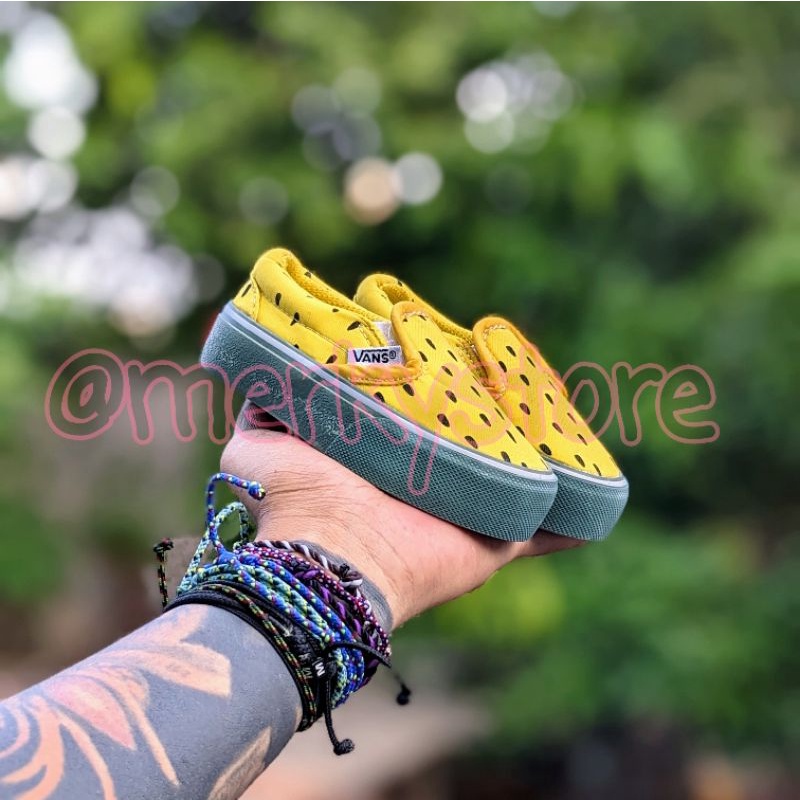 SEPATU ANAK LAKI ANAK PEREMPUAN KUNING SEMANGKA MOTIF