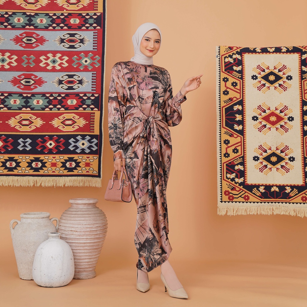 Yuvilla Dress Kaftan Lilit Silk Premium - Eid Collection Raya Series