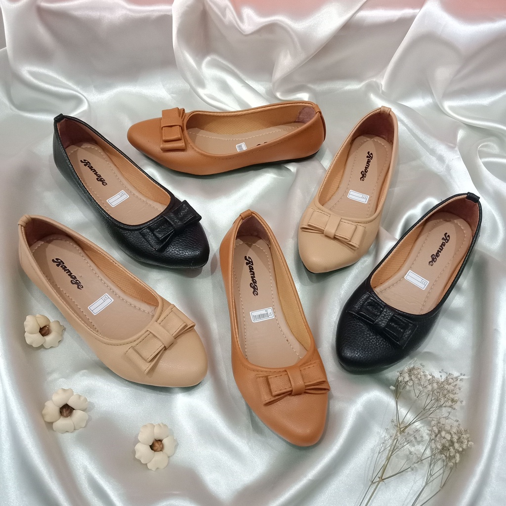 SIZE 41.42.43.44 Flat shoes Wanita Jumbo