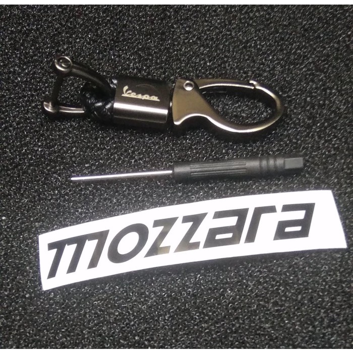 Gantungan Kunci Vespa Carabiner Tali