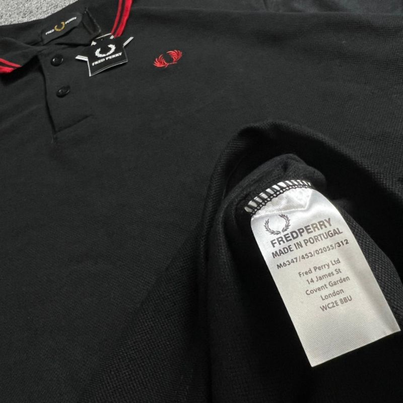 -FRMNSH- KAOS POLO FREDPERRY BLACK LIST RED FULL TAG LABEL CASUAL HYPE