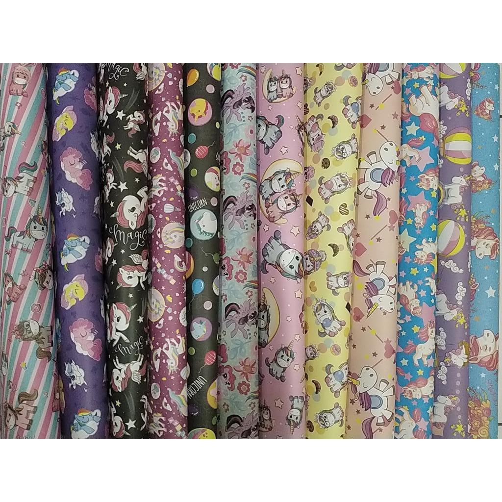 

CBT Kertas Kado Aneka Motif Pembungkus Kado 50x50cm Random 2PCS