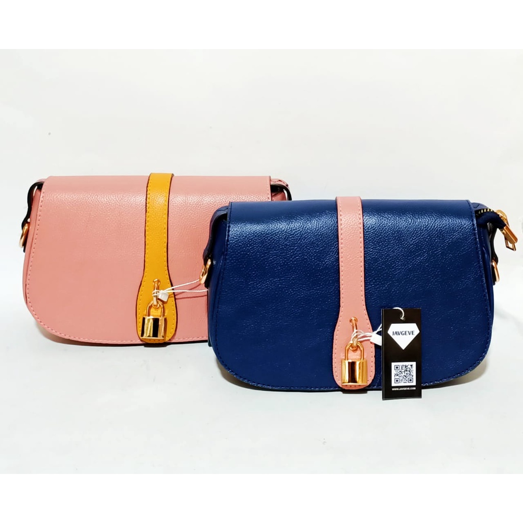 JAVGEVE CLUTCH ON STRAP